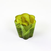 Load image into Gallery viewer, Large Petal Votive