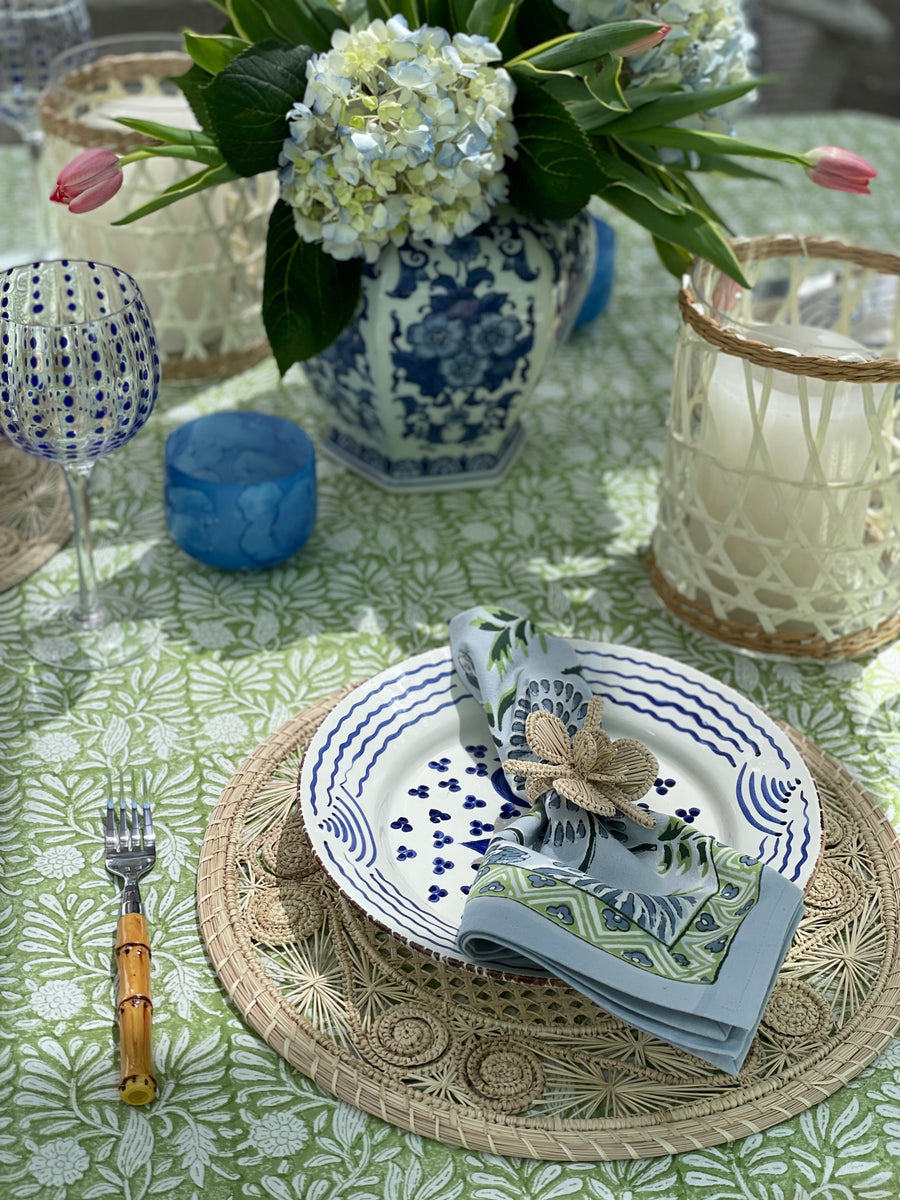 Casa Nuno Blue & White Dinner Plates – Social Settings LLC