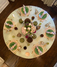 Load image into Gallery viewer, Green Floral Round Tablecloth