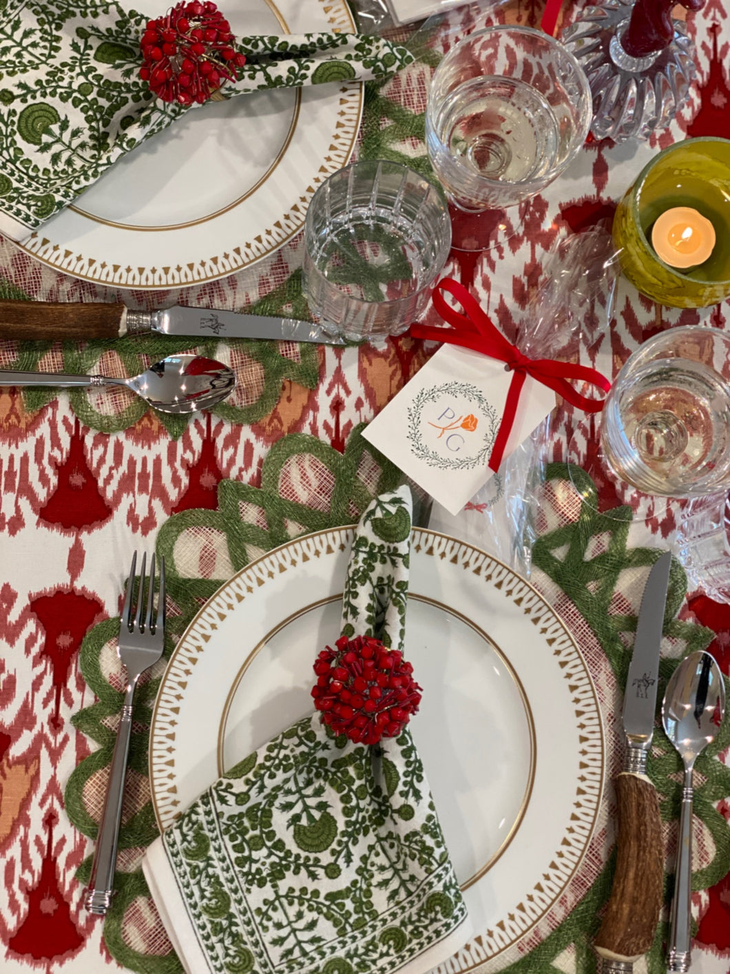 The Poppy Party: A curated holiday tablescape