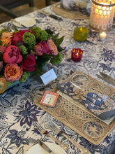 Load image into Gallery viewer, Island Wrapped Hurricane Large White