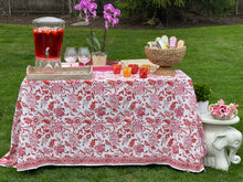 Load image into Gallery viewer, Amanda Tablecloth